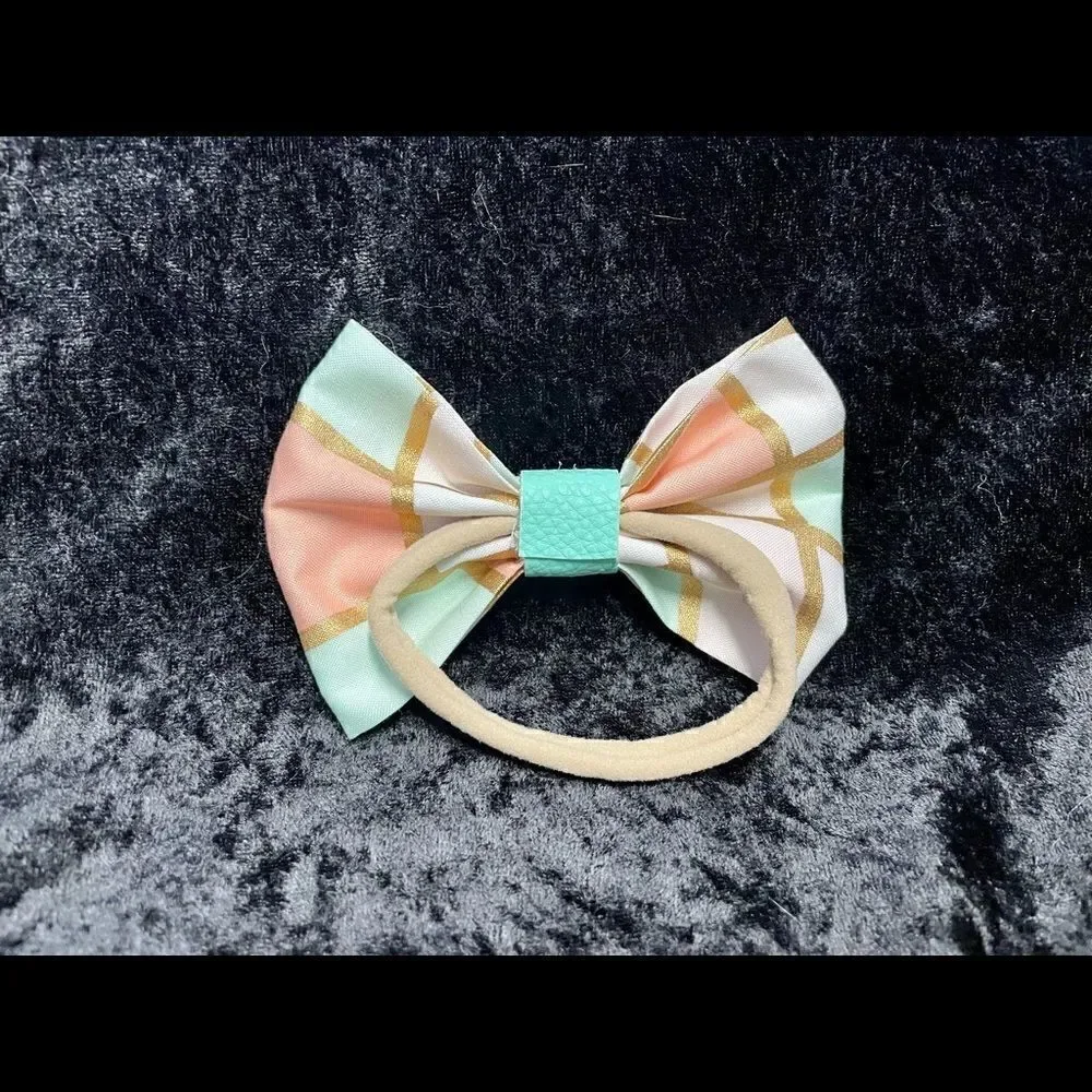 N/A geometric teal